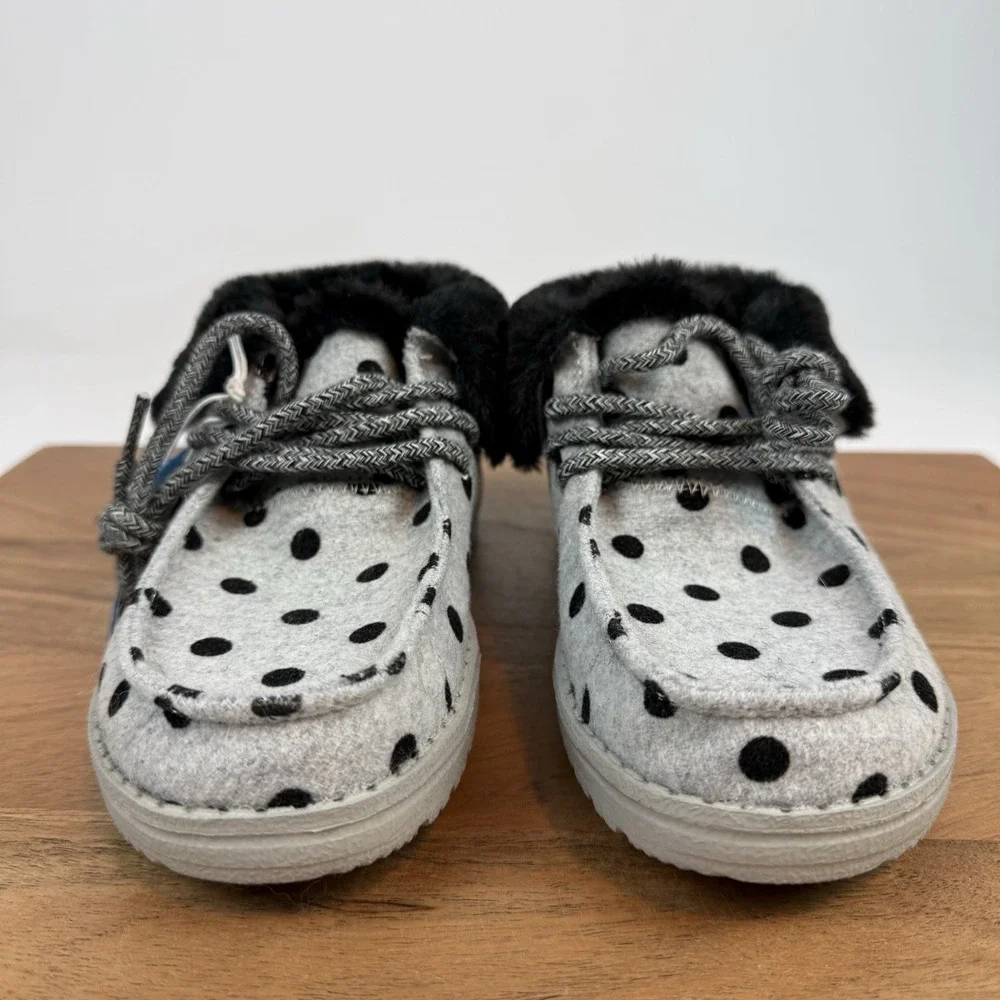 Hey Dude size 1y